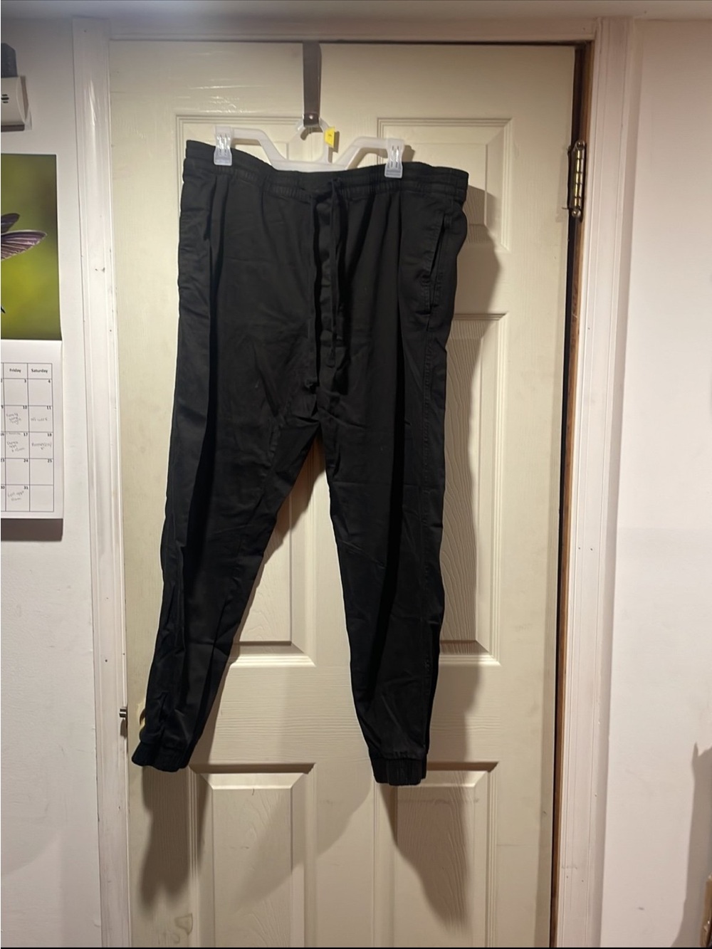 No Boundaries Black Men's Jogger Pants with Elastic Cuffs